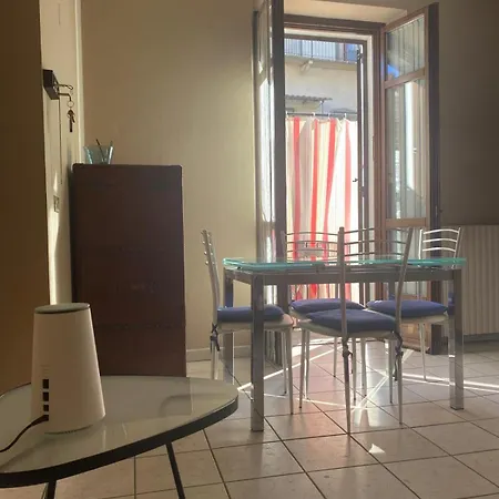 Sweet Apartment *